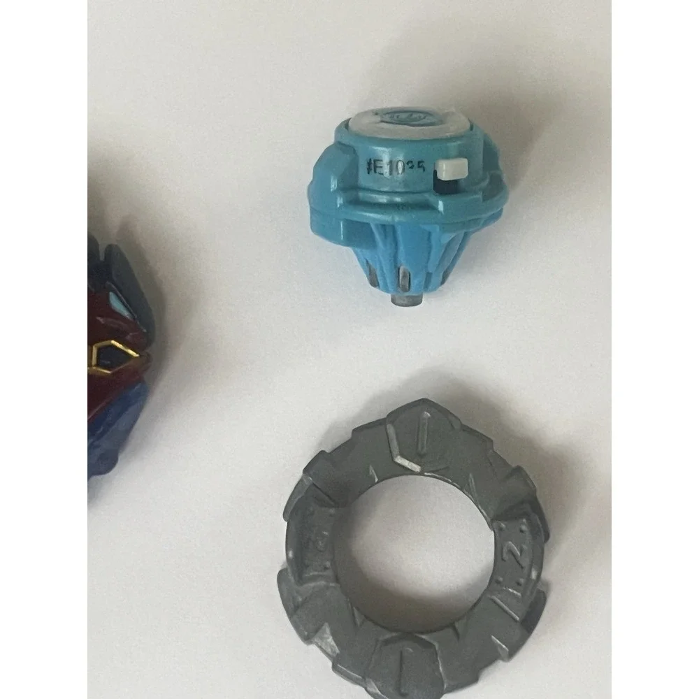 Authentic TAKARA TOMY Sieg Xcalibur / Surge Xcalius Burst God Beyblade Anime Toy